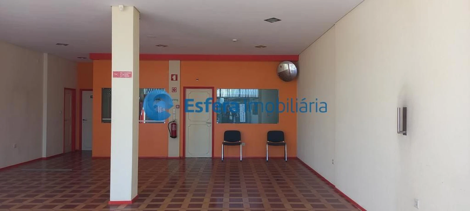 Loja para Venda em Alfena Foto 6