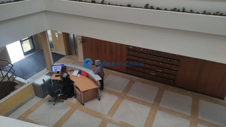 Loja para Arrendamento em Cidade da Maia Foto 5