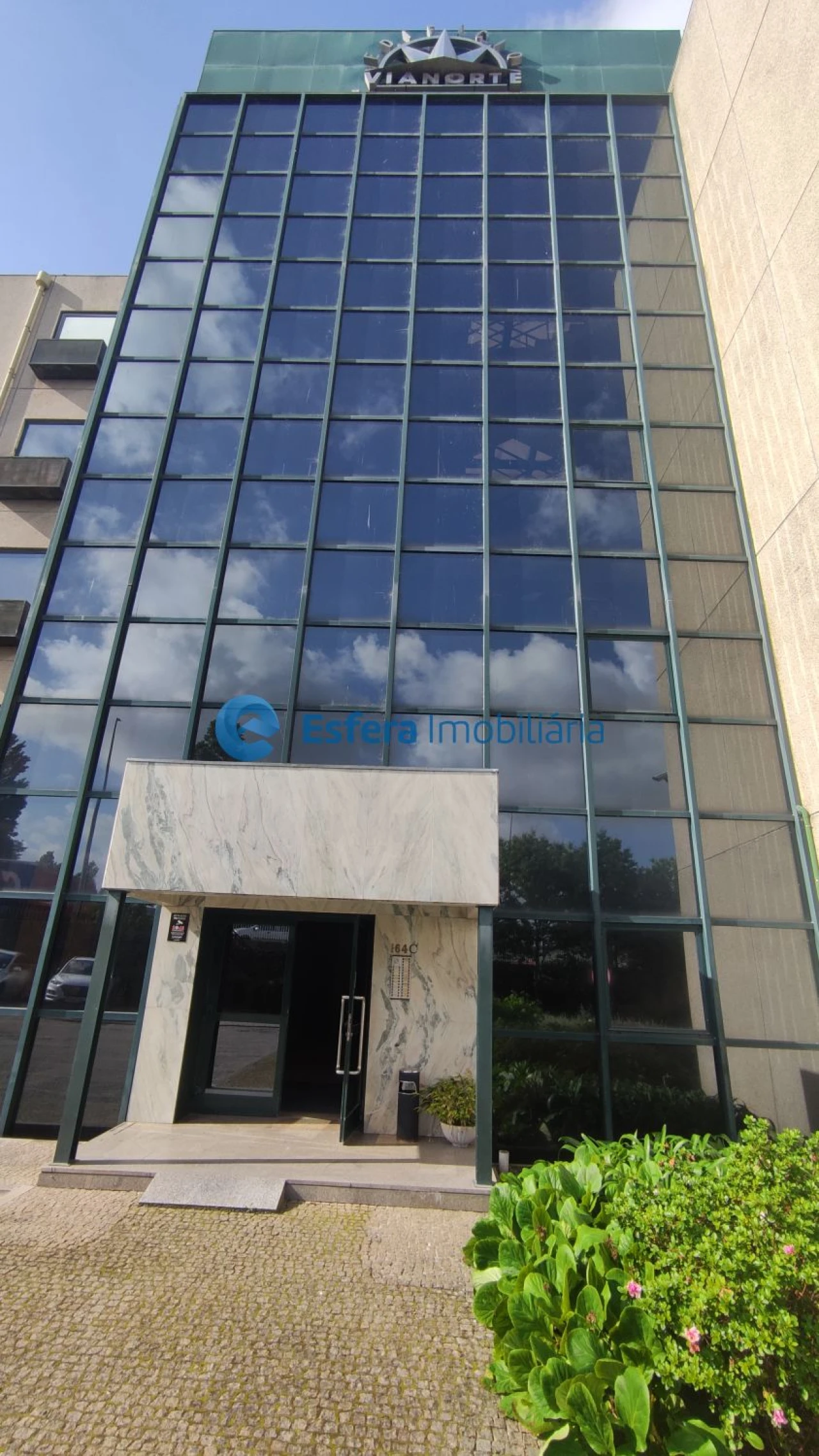 Loja para Arrendamento em Cidade da Maia Foto 1