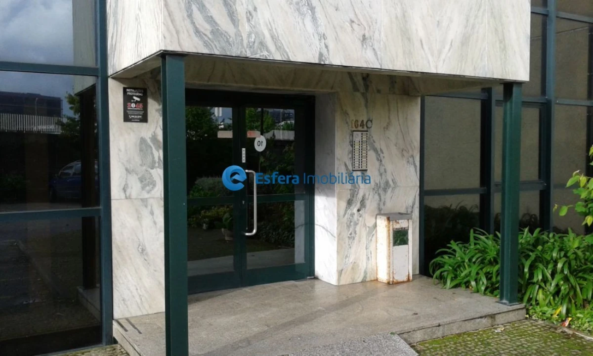 Loja para Arrendamento em Cidade da Maia Foto 2