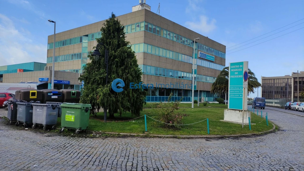 Garagem para Arrendamento em Perafita, Lavra e Santa Cruz do Bispo Foto 3