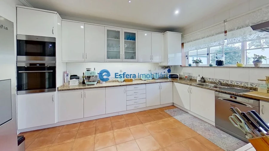 Moradia T4 para Venda em Moreira Foto 6