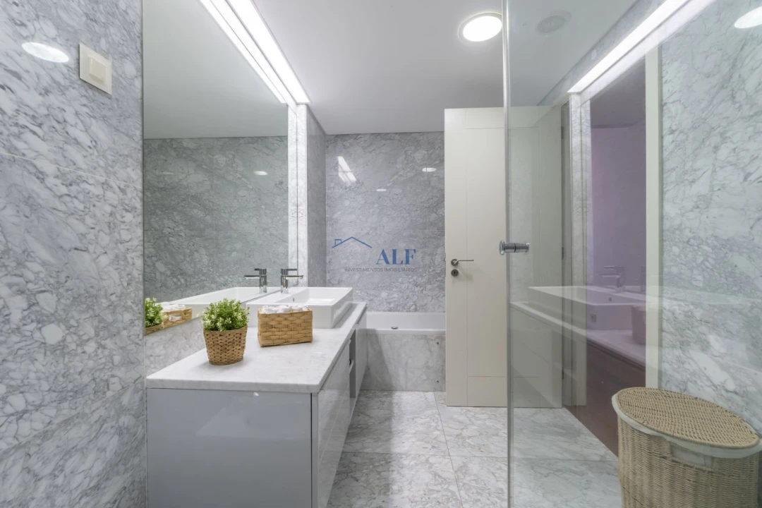 Apartamento T3 para Venda em Sacavém e Prior Velho Foto 33