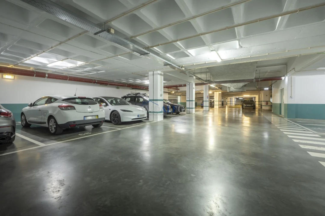 Apartamento T3 para Venda em Sacavém e Prior Velho Foto 44