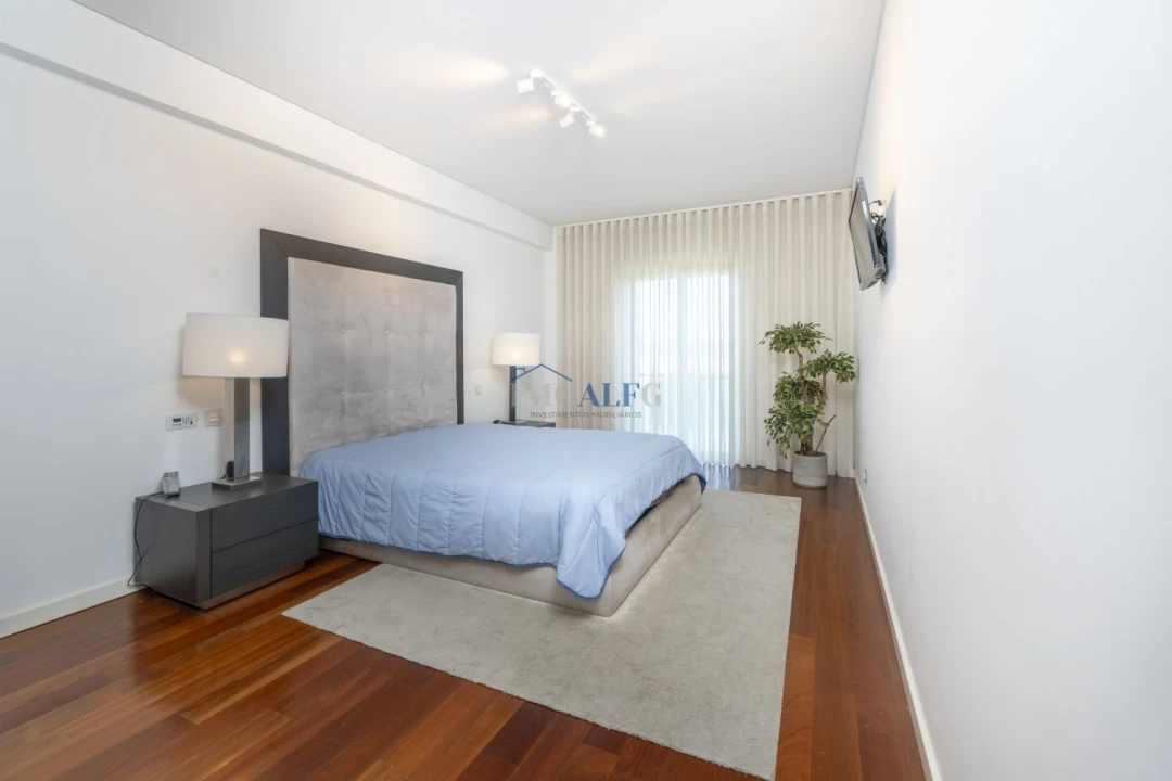 Apartamento T3 para Venda em Sacavém e Prior Velho Foto 28