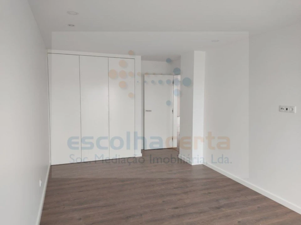 Apartamento T4 para Venda em Alcochete Foto 11