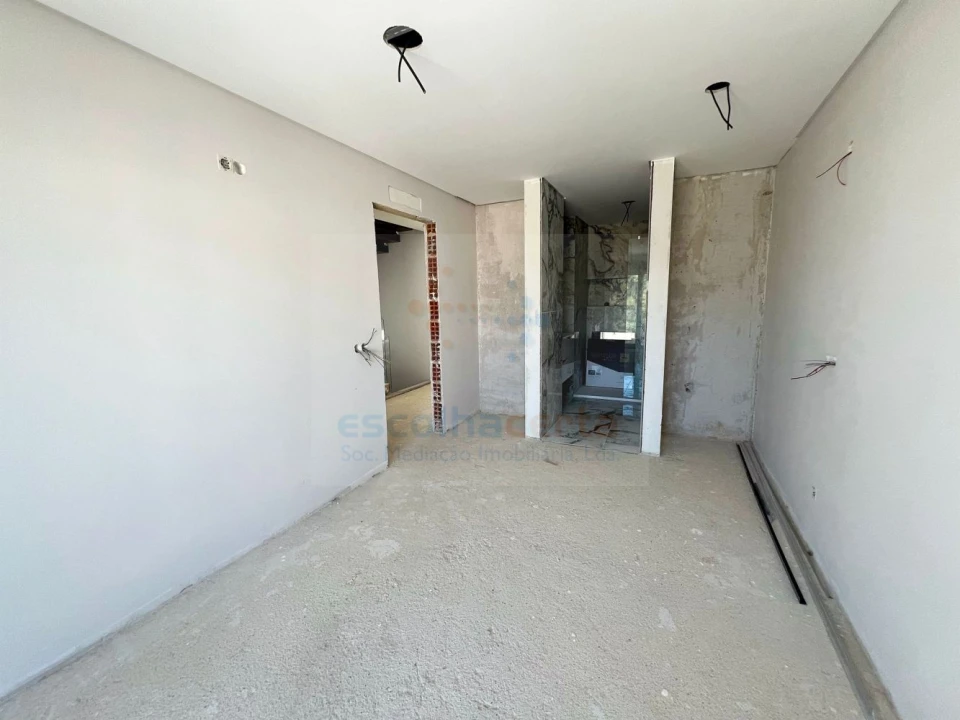 Moradia T4 para Venda em Alcochete Foto 34