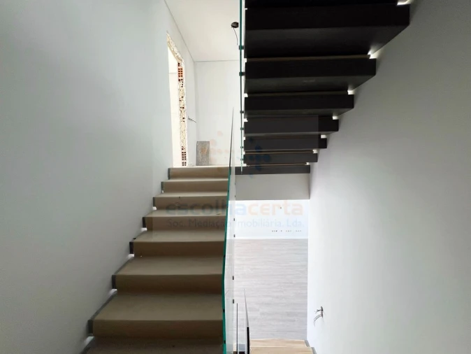 Moradia T4 para Venda em Alcochete Foto 27