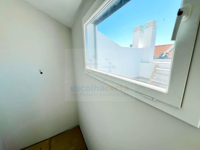 Moradia T4 para Venda em Alcochete Foto 44