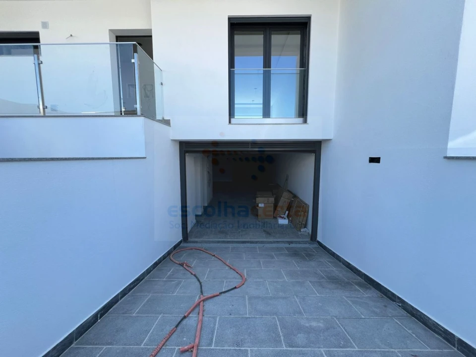 Moradia T4 para Venda em Alcochete Foto 11