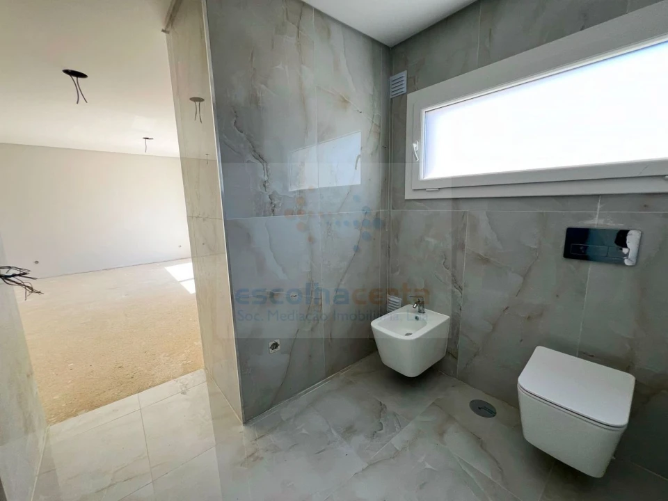 Moradia T4 para Venda em Alcochete Foto 39