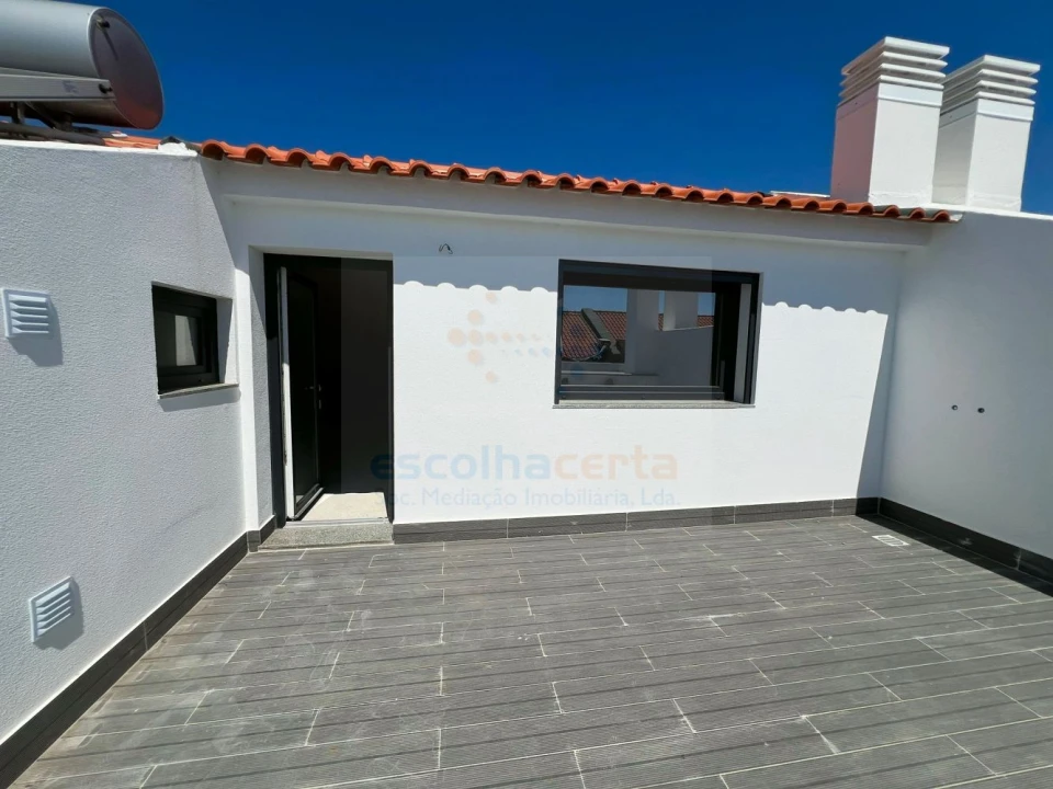 Moradia T4 para Venda em Alcochete Foto 46