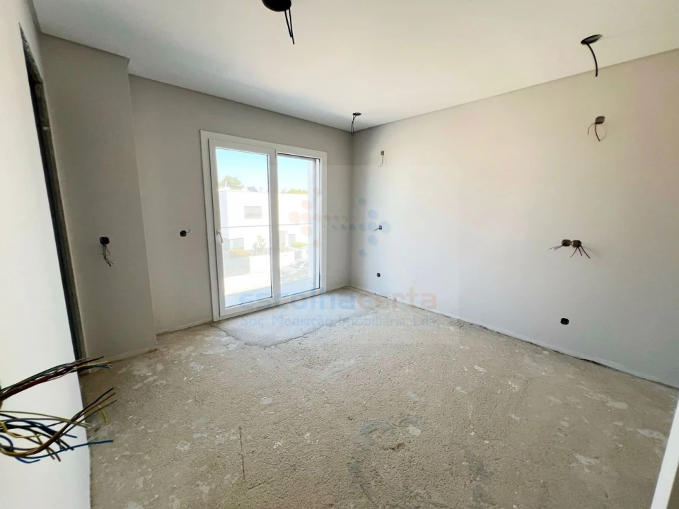 Moradia T4 para Venda em Alcochete Foto 31