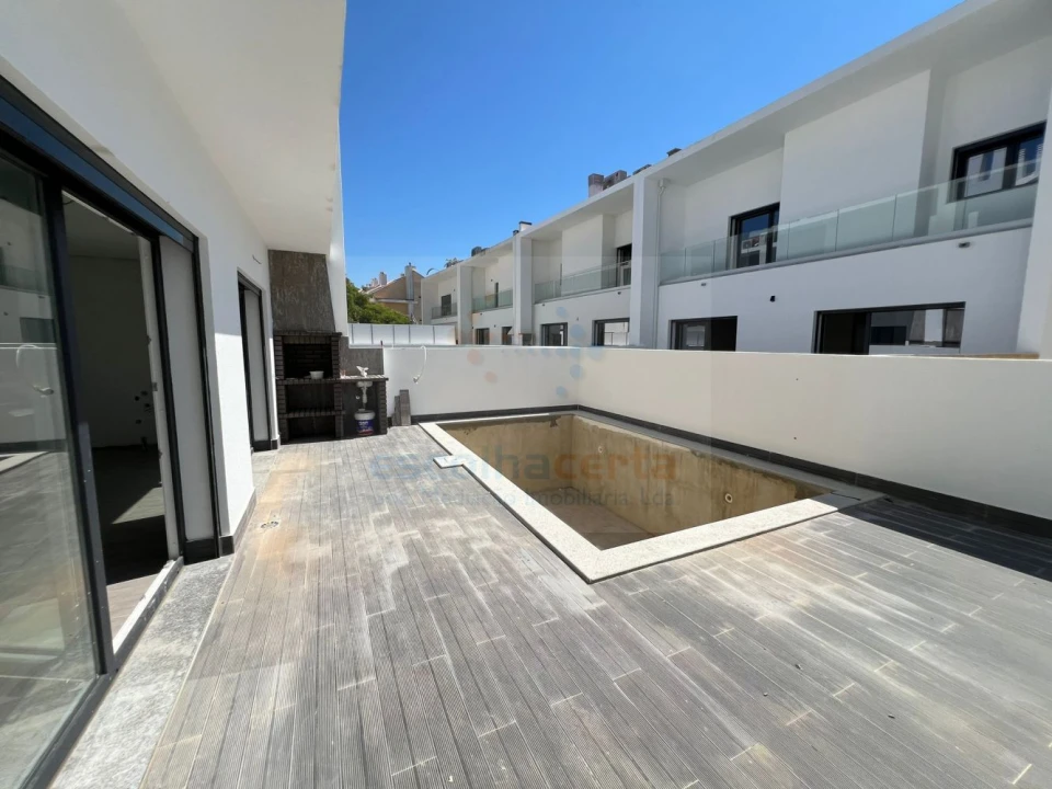 Moradia T4 para Venda em Alcochete Foto 19