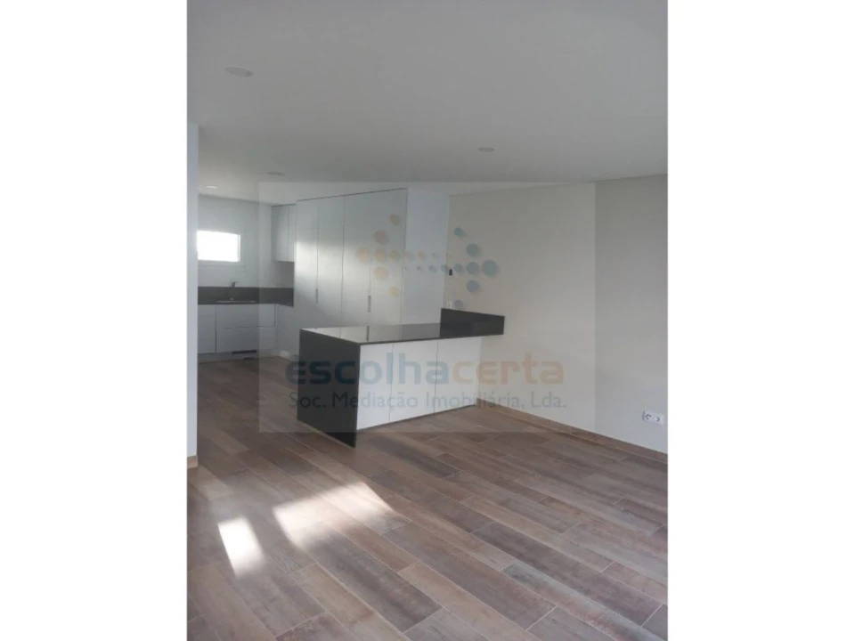 Moradia T3 para Venda em Alcochete Foto 5