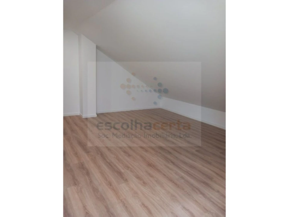 Moradia T3 para Venda em Alcochete Foto 26