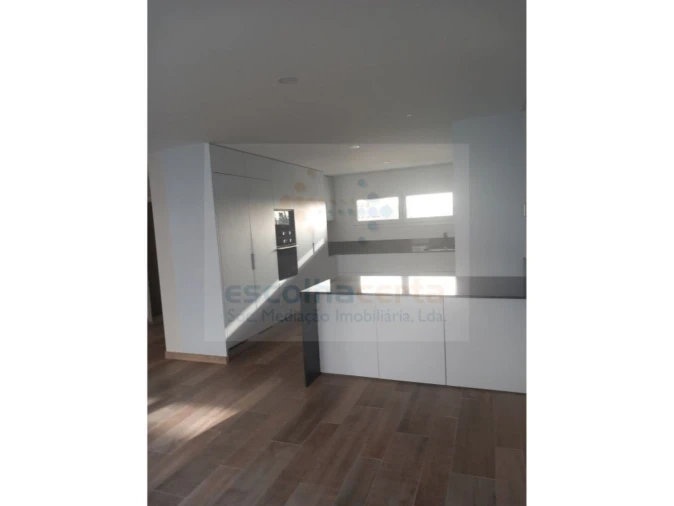 Moradia T3 para Venda em Alcochete Foto 4