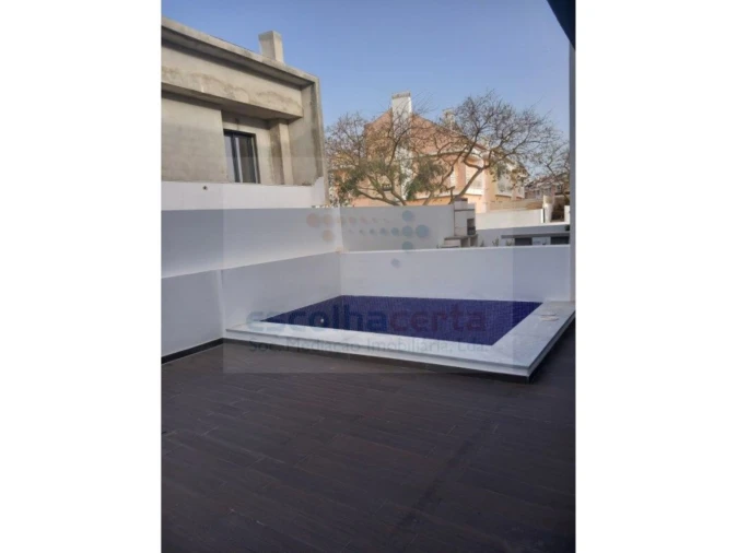 Moradia T3 para Venda em Alcochete Foto 8