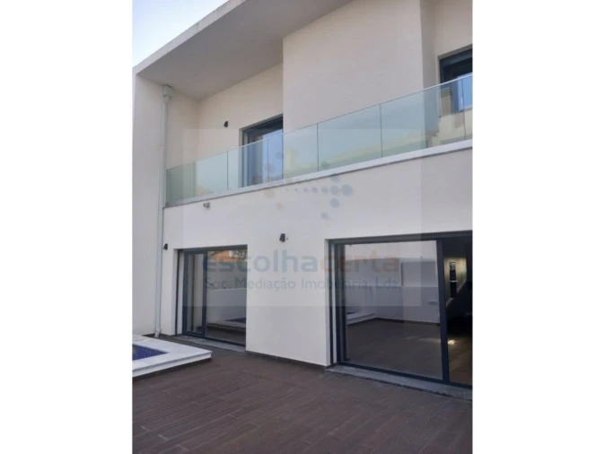 Moradia T3 para Venda em Alcochete Foto 9