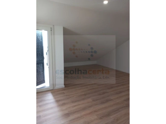 Moradia T3 para Venda em Alcochete Foto 27