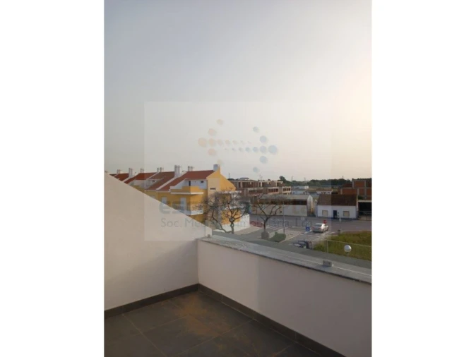 Moradia T3 para Venda em Alcochete Foto 31