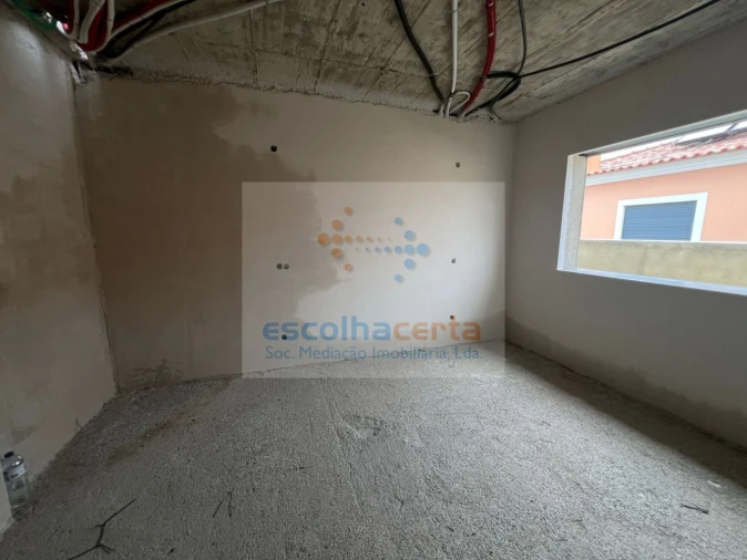 Moradia T5 para Venda em Azeitão (São Lourenço e São Simão) Foto 18