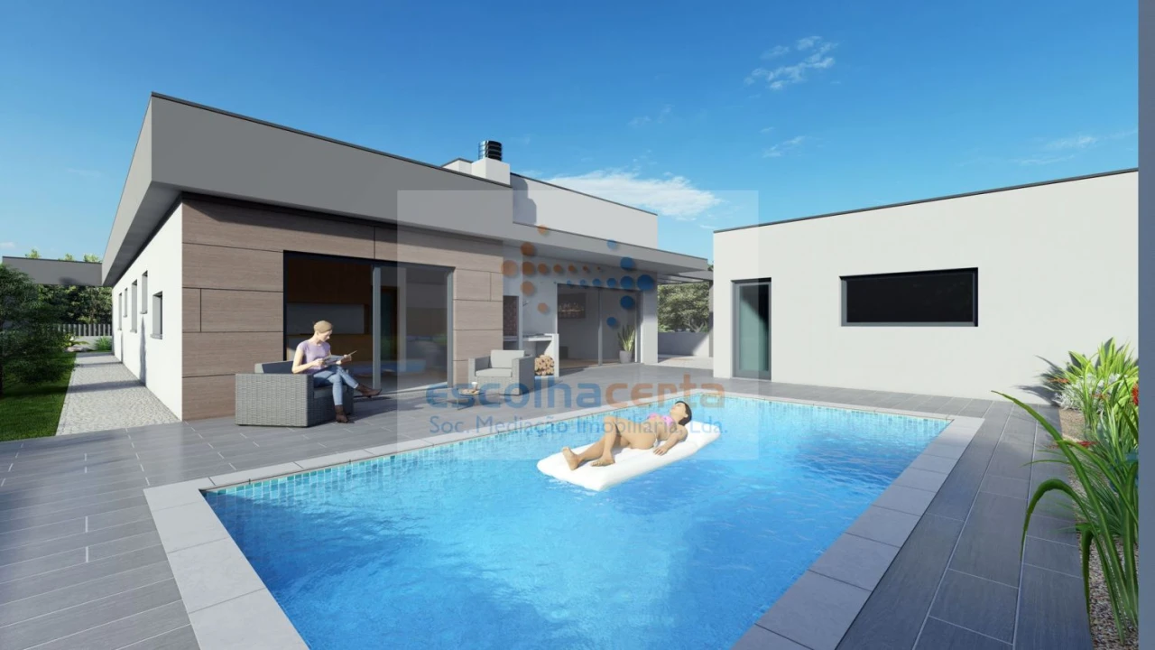 Moradia T5 para Venda em Azeitão (São Lourenço e São Simão) Foto 1