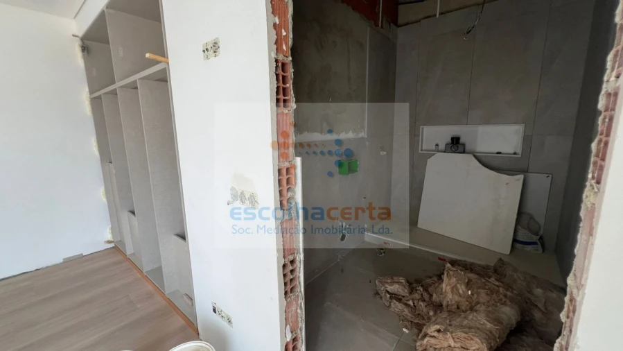 Moradia T4 para Venda em Quinta do Anjo Foto 22