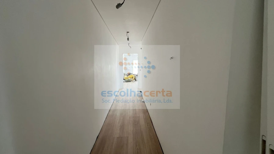 Moradia T4 para Venda em Quinta do Anjo Foto 28