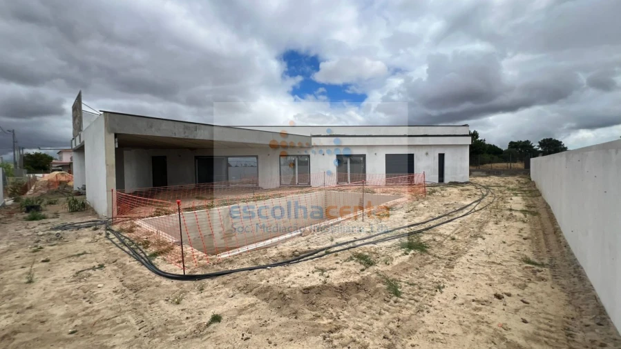 Moradia T4 para Venda em Quinta do Anjo Foto 33