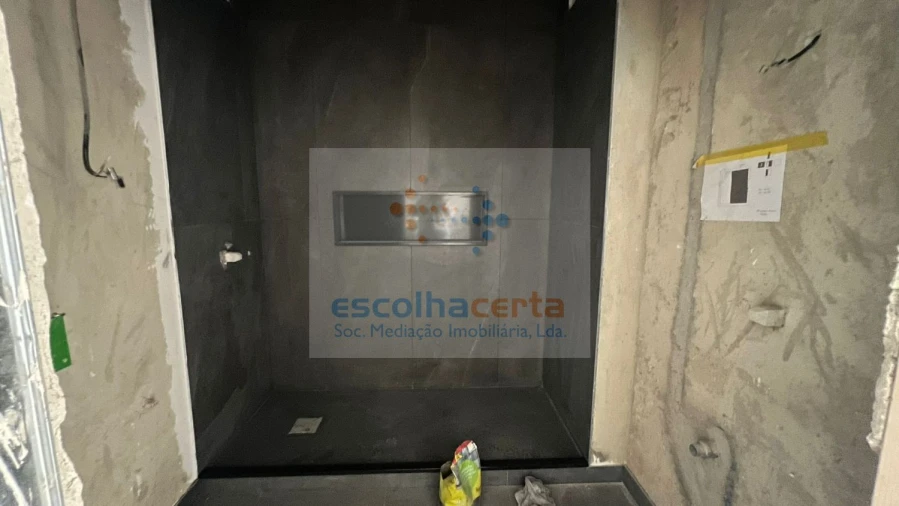 Moradia T4 para Venda em Quinta do Anjo Foto 38