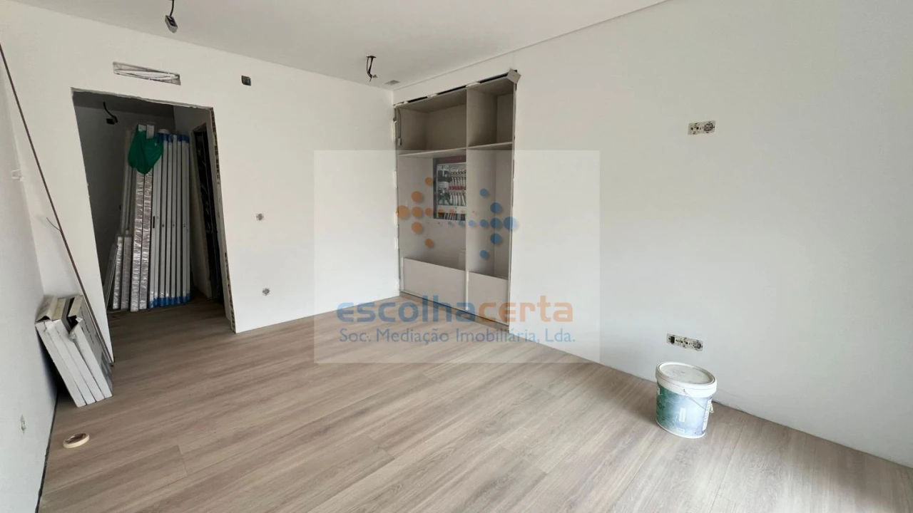 Moradia T4 para Venda em Quinta do Anjo Foto 39