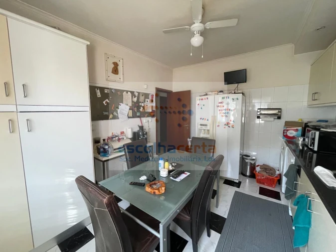 Moradia T3 para Venda em Corroios Foto 11