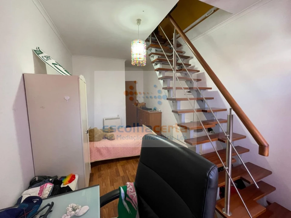 Moradia T3 para Venda em Corroios Foto 26