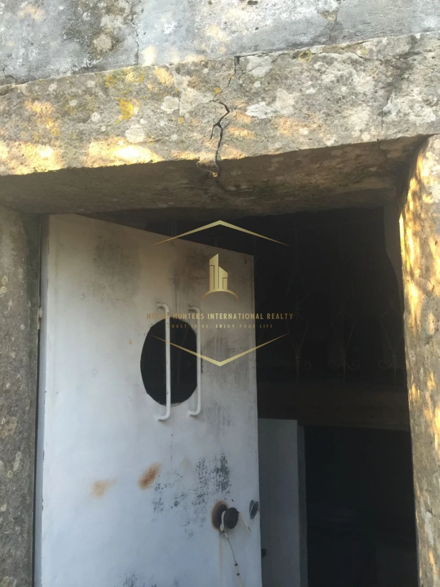 Moradia T1 para Venda em Santiago dos Velhos Foto 13