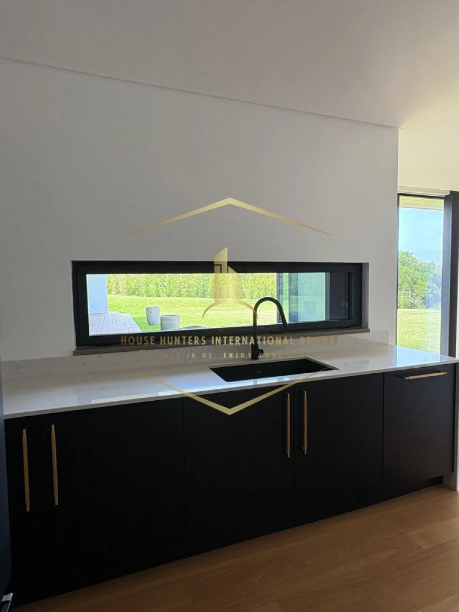 Moradia T3 para Venda em Vau Foto 32