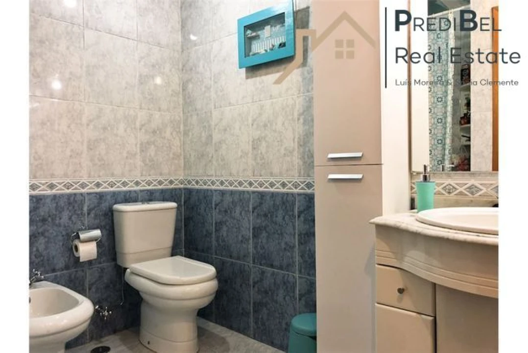 Apartamento T2 para Venda em Algueirão-Mem Martins Foto 7