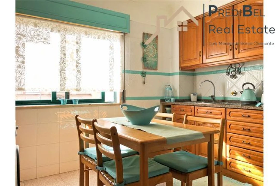 Apartamento T2 para Venda em Algueirão-Mem Martins Foto 8