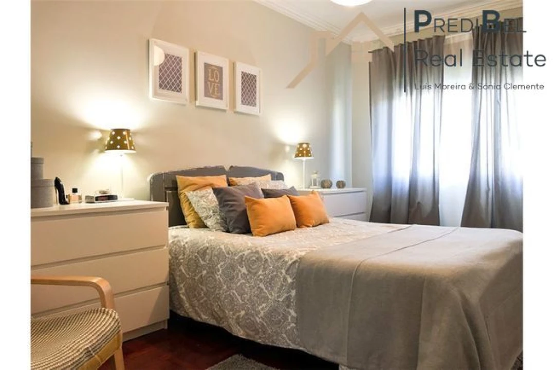 Apartamento T2 para Venda em Algueirão-Mem Martins Foto 5