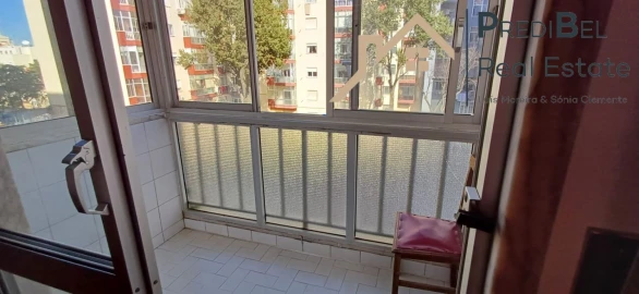 Apartamento T2 para Venda em Águas Livres