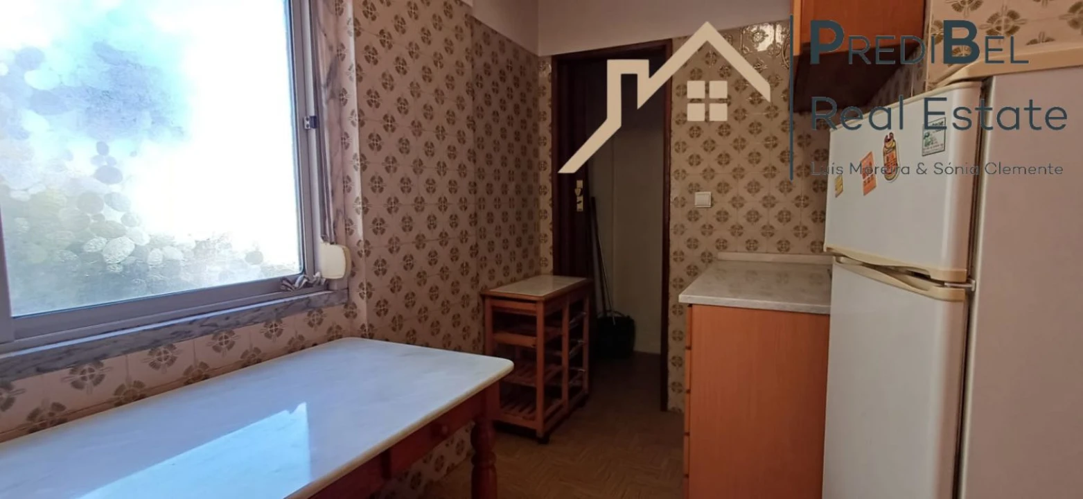 Apartamento T2 para Venda em Águas Livres Foto 2