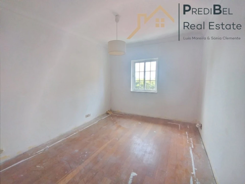 Moradia T5 para Venda em Rio de Mouro Foto 15