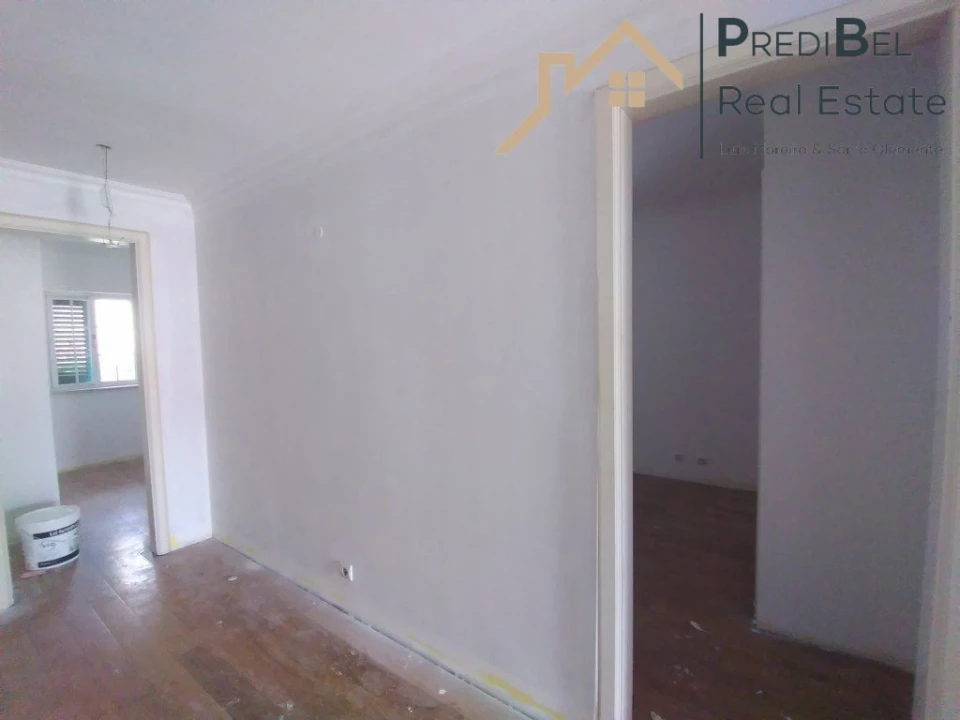 Moradia T5 para Venda em Rio de Mouro Foto 11