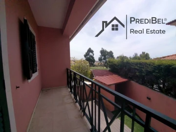 Moradia T5 para Venda em Rio de Mouro