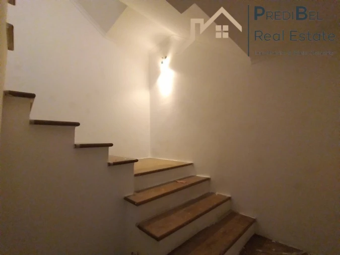 Moradia T5 para Venda em Rio de Mouro Foto 35