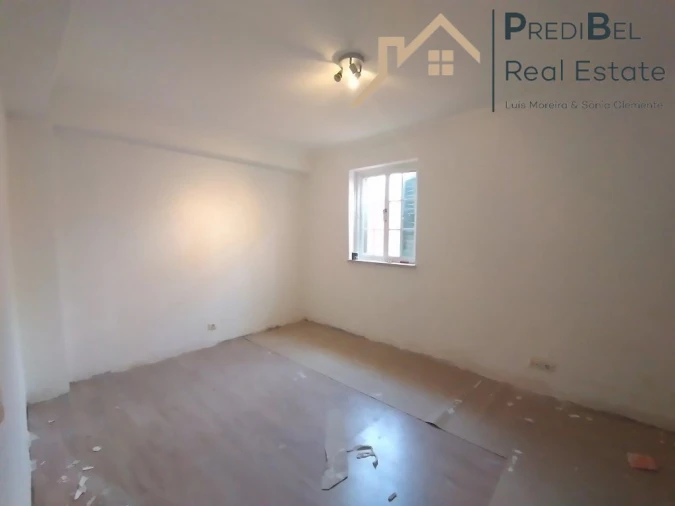 Moradia T5 para Venda em Rio de Mouro Foto 30