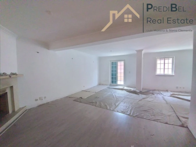 Moradia T5 para Venda em Rio de Mouro Foto 27