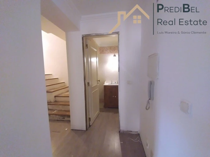 Moradia T5 para Venda em Rio de Mouro Foto 34