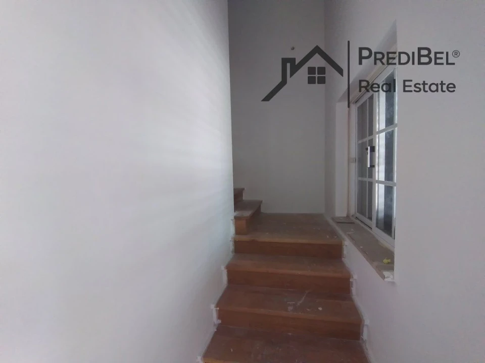 Moradia T5 para Venda em Rio de Mouro Foto 20