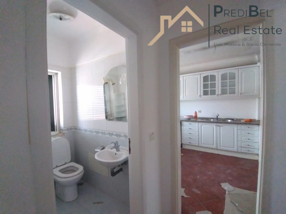 Moradia T5 para Venda em Rio de Mouro Foto 21